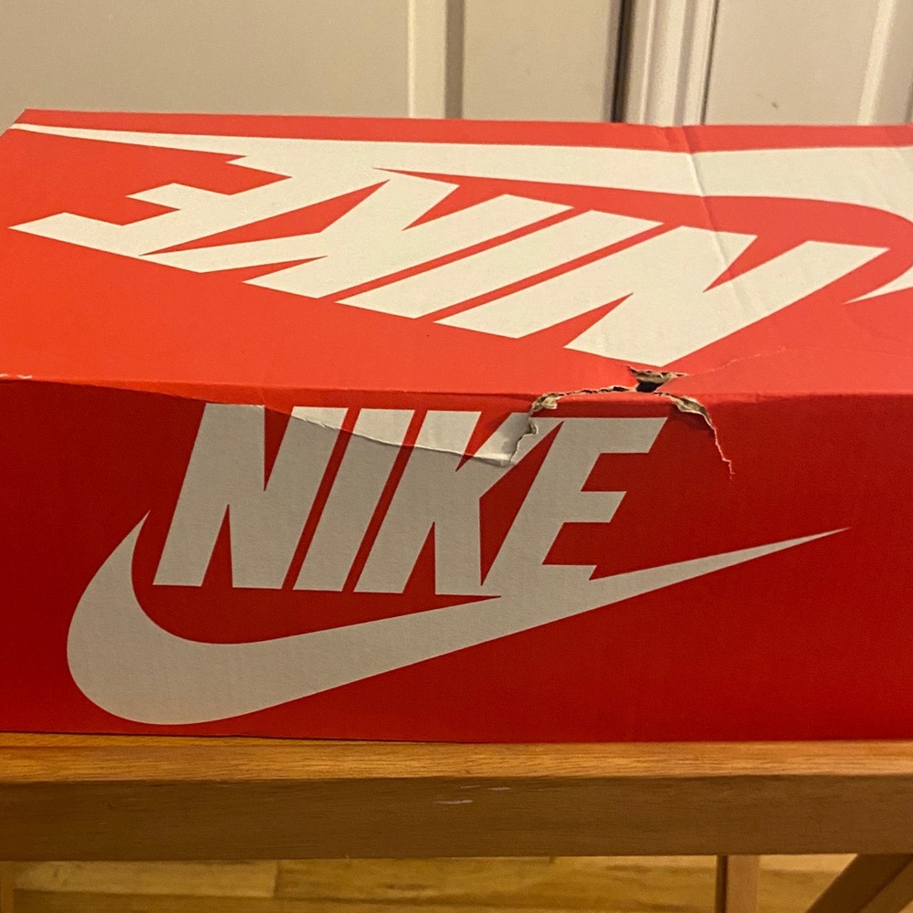Men’s Size 12 Nike Air Max 90 Pine Green - Picture 10 of 10